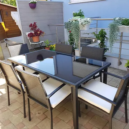 דירה Gaestehaus Schwien רוסט